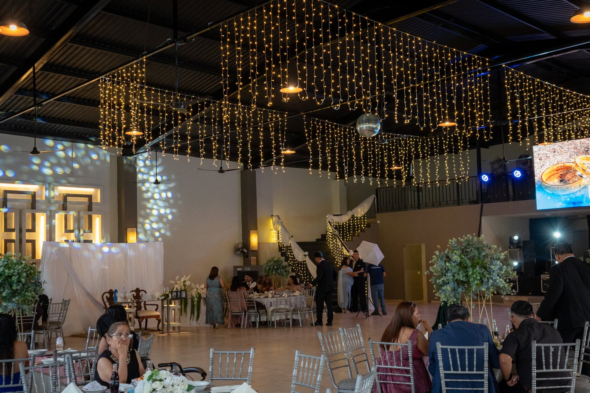Salón de Noche
